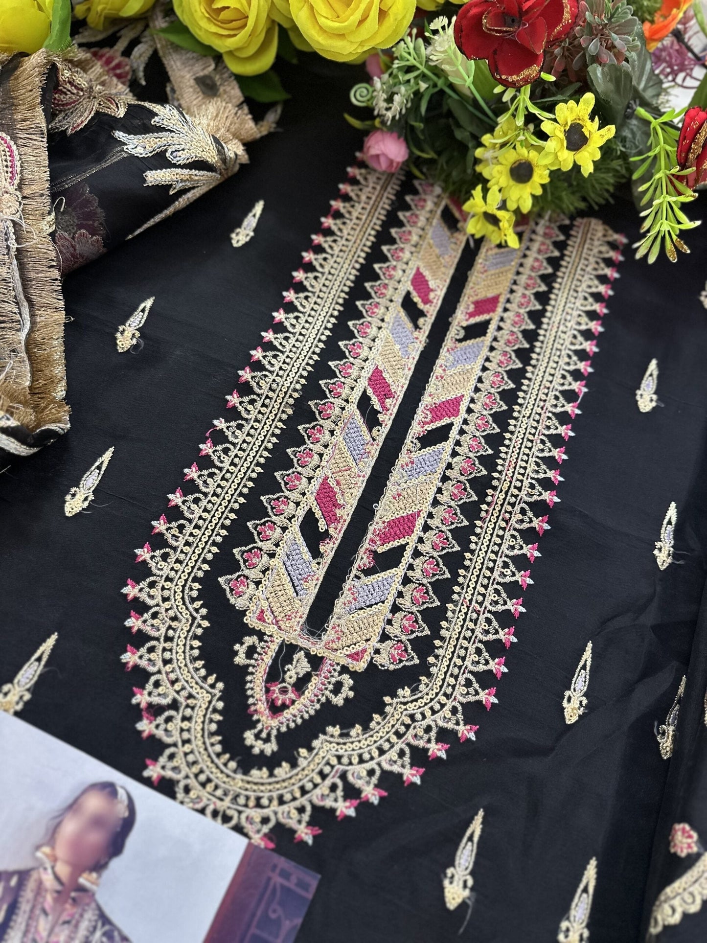 Zarlish By Mohsin Naveed Ranjha Black Organza | SC-194