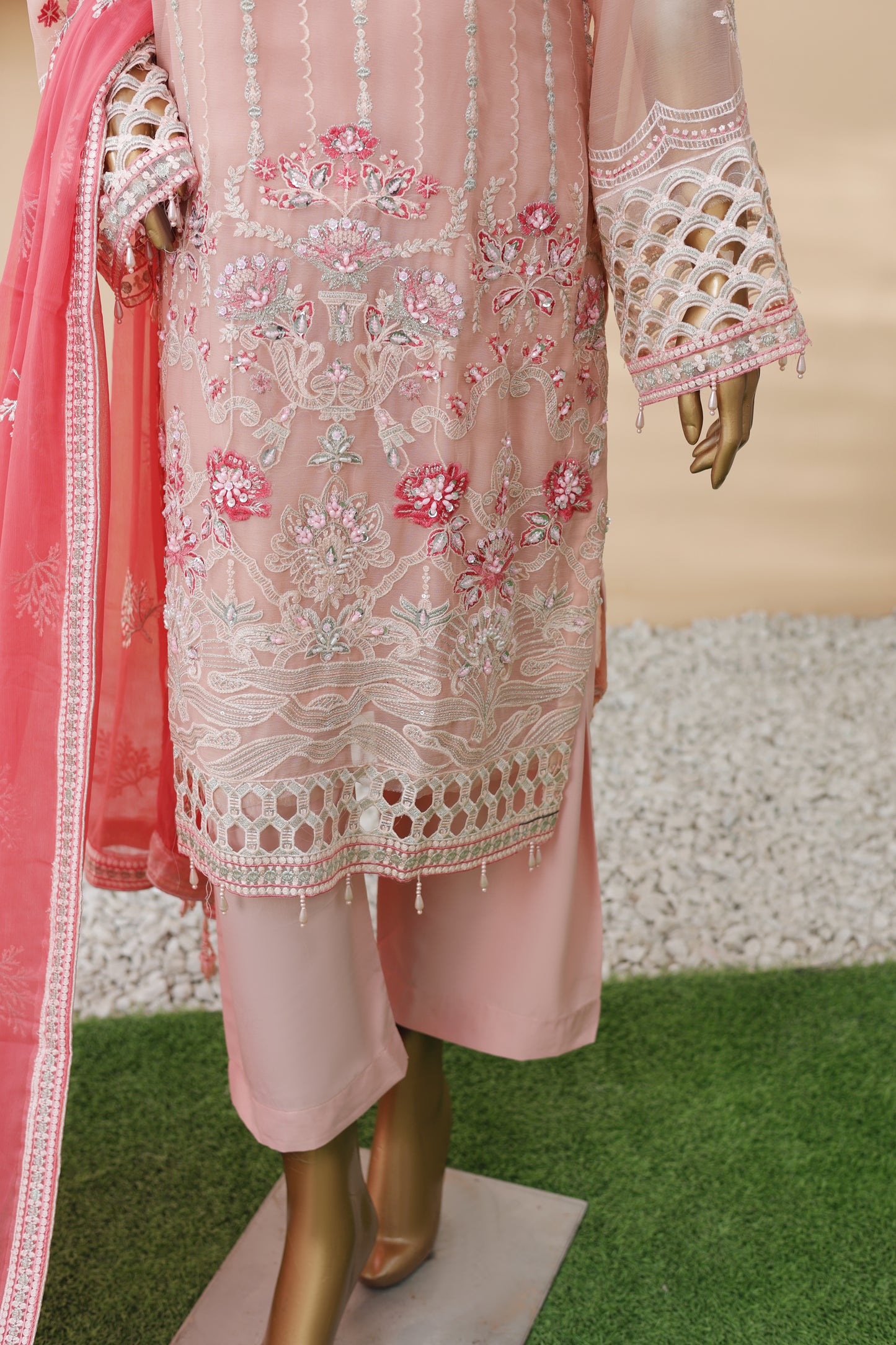 Husn-E-Suroshi Chiffon Collection 2025 | SR-04 (NARM)