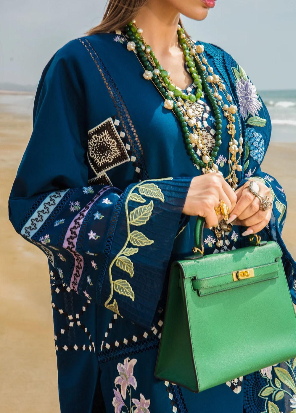 Crimson Embroidered Lawn Suits Unstitched 3 Piece |SC-241