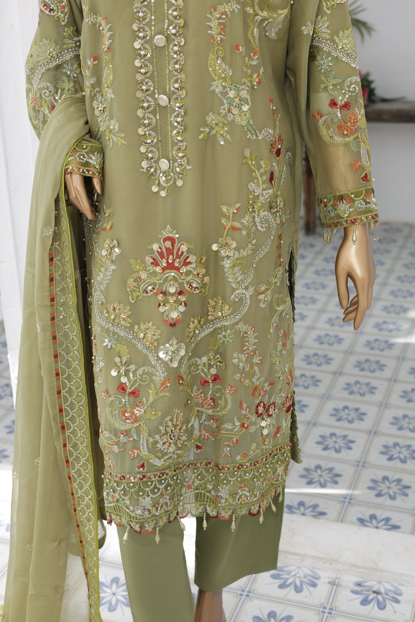 Husn-E-Suroshi Chiffon Collection 2025 | SR-01 (KHOOB)