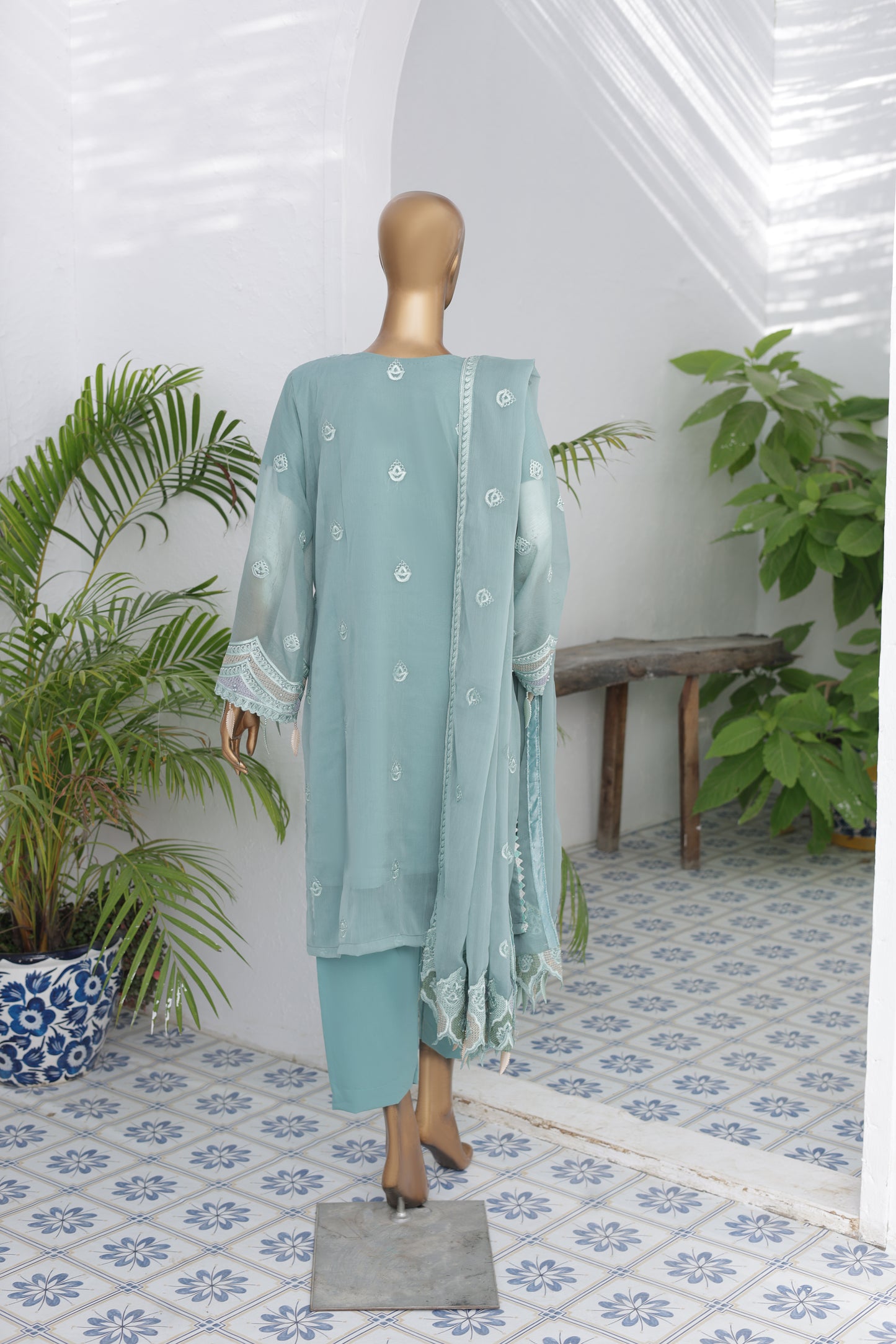 Husn-E-Suroshi Chiffon Collection 2025 | SR-05 (THANDAK)